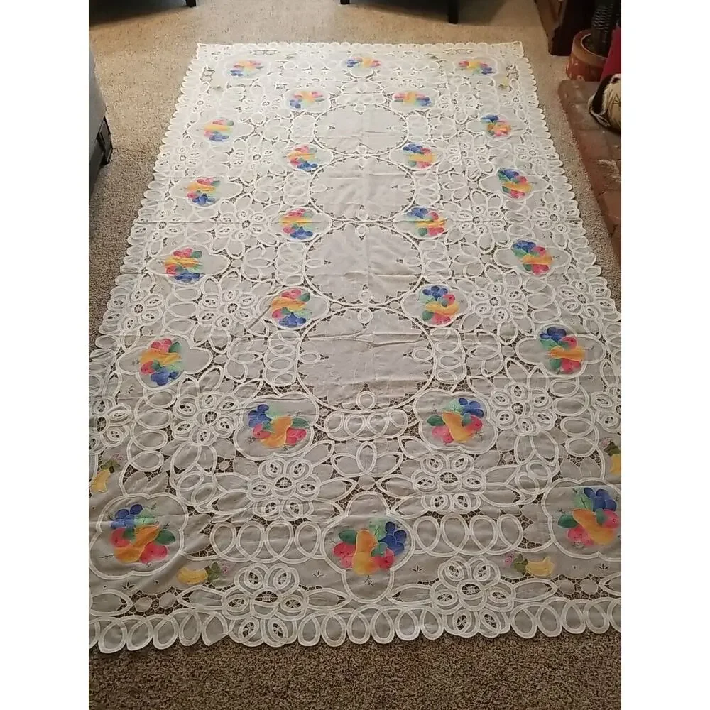 White Fruit Appliques Lace Cutout Tablecloth 72